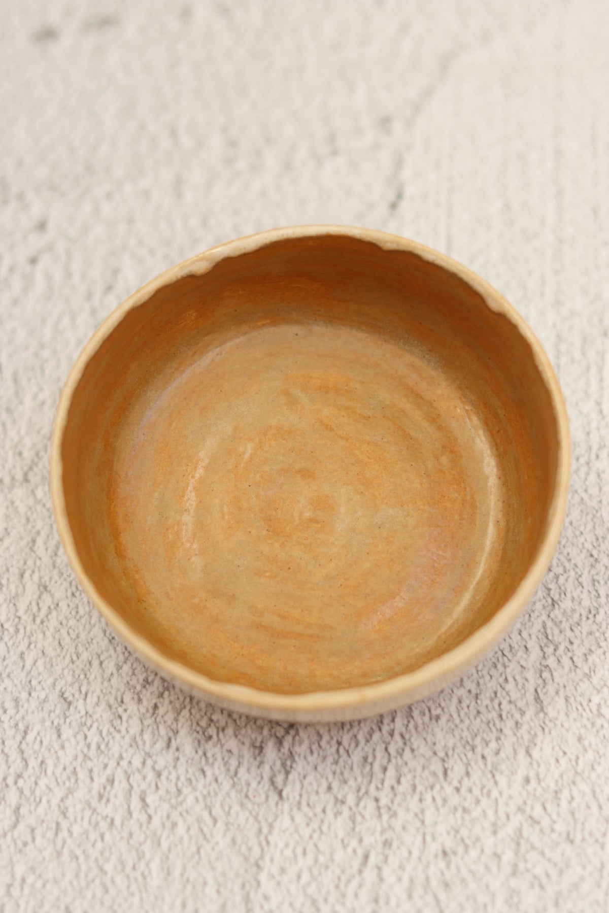 83. Large Dip Bowl Beige Sunset