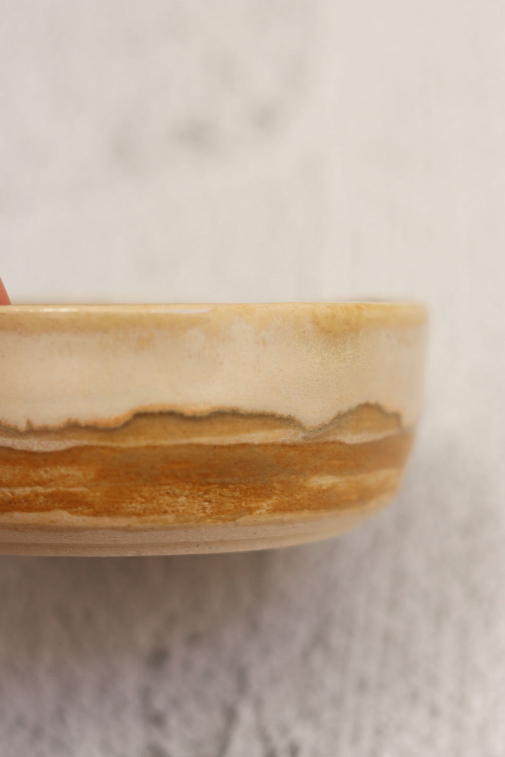 83. Large Dip Bowl Beige Sunset