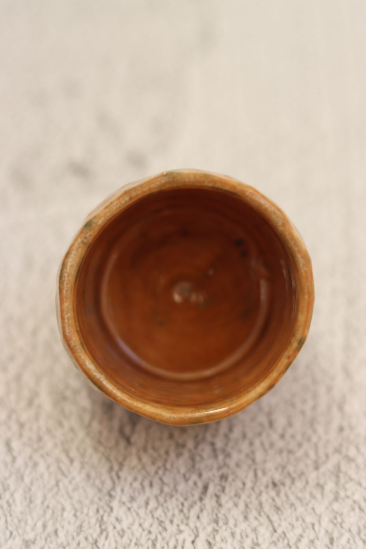 64. Rock Effect Bowl Rust