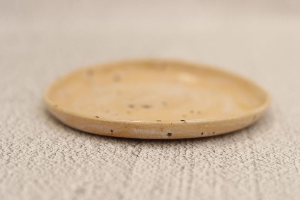 82. Small Plate Cream Spot