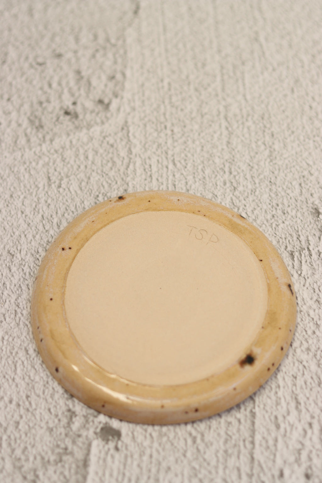 82. Small Plate Cream Spot