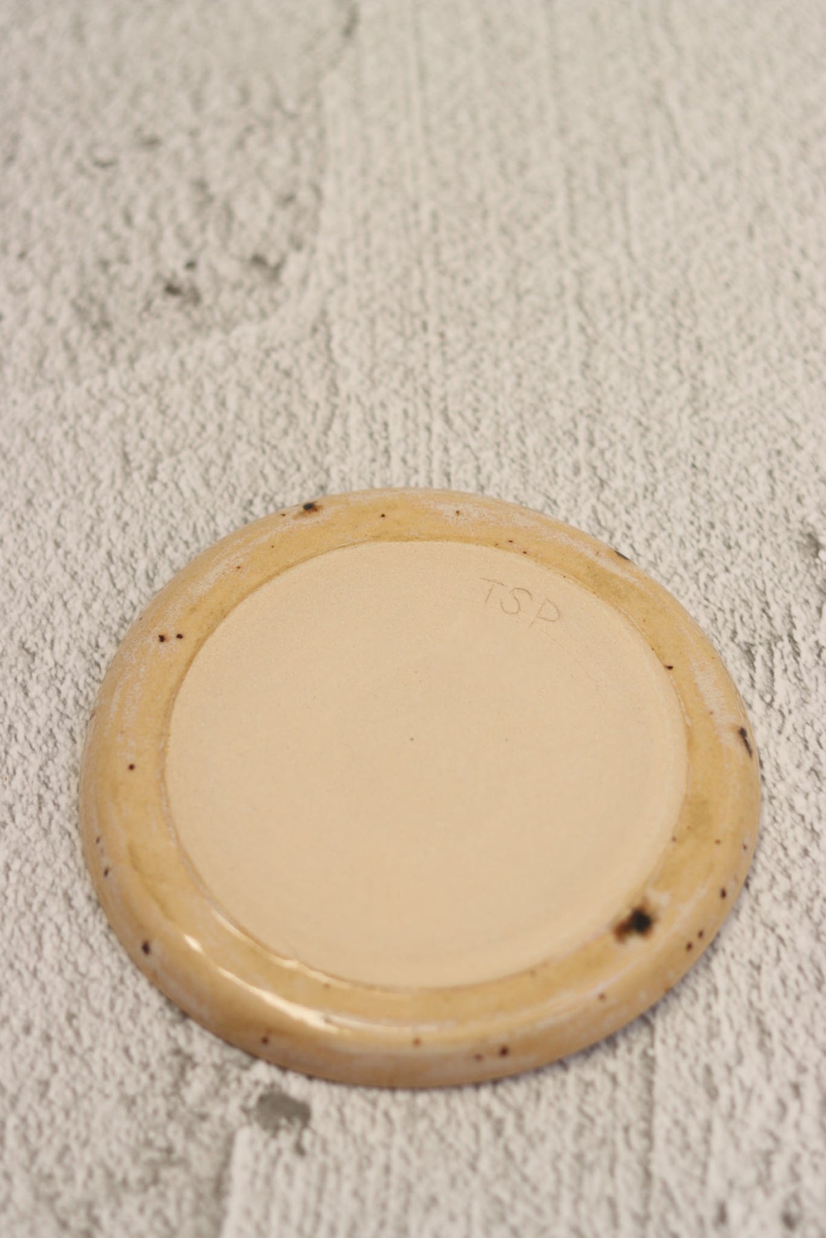 82. Small Plate Cream Spot