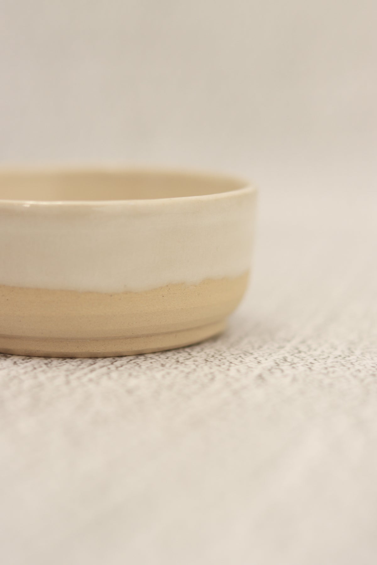 69. Gloss Bowl White