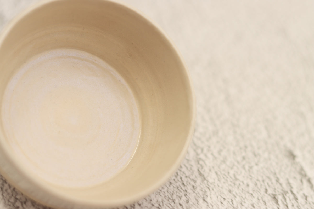 69. Gloss Bowl White