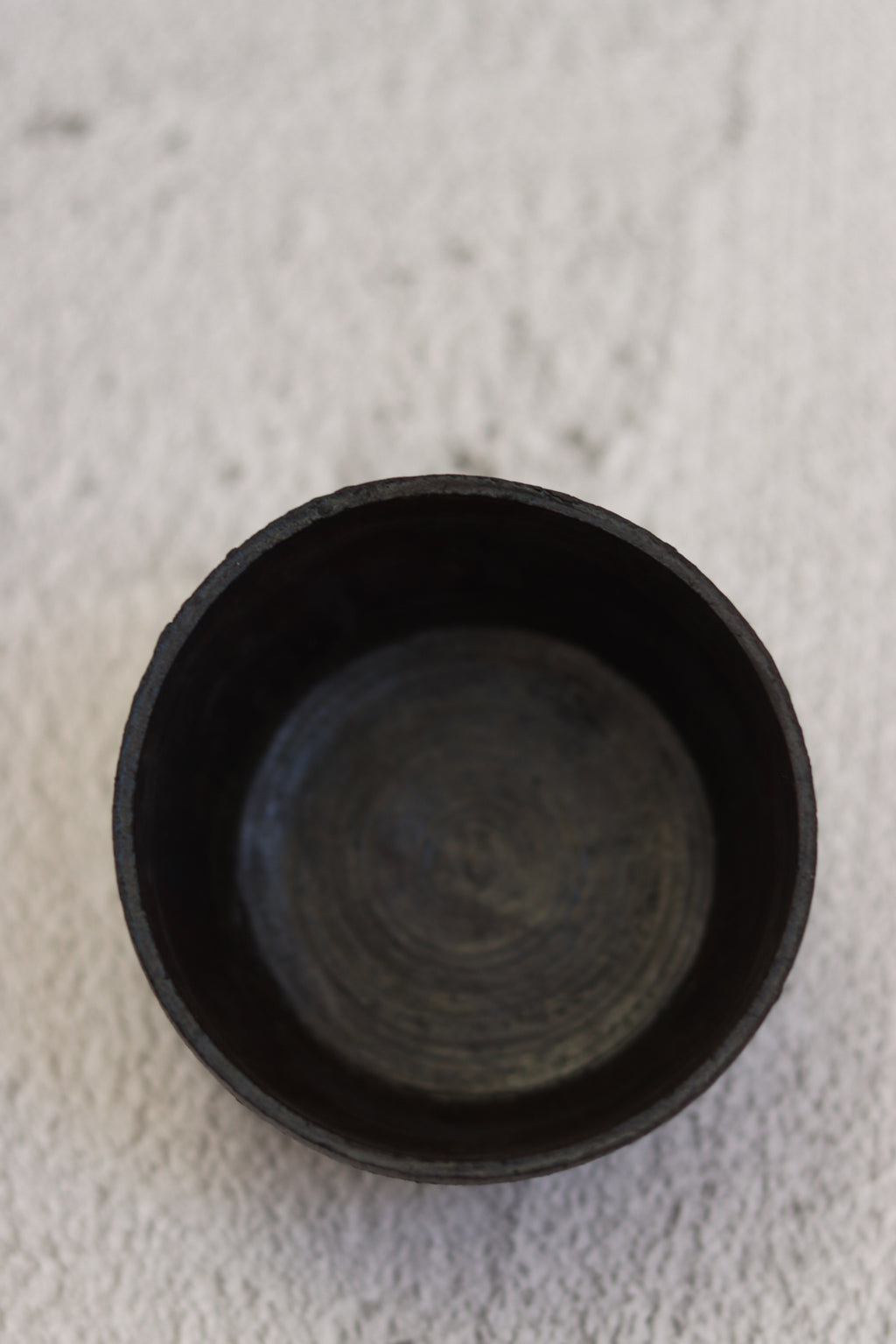 84. Large Bowl Rustic Black