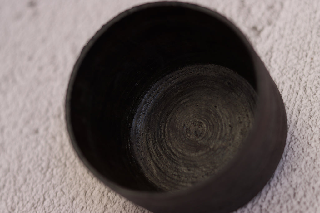 84. Large Bowl Rustic Black