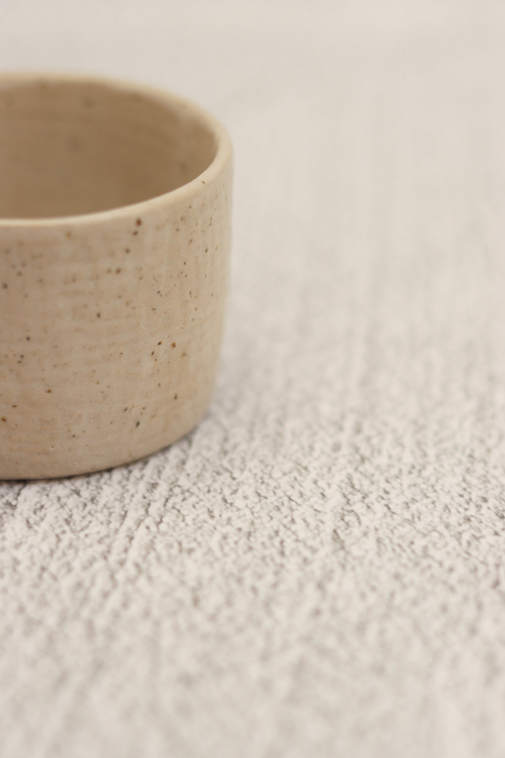 72. Texture Bowl Crema