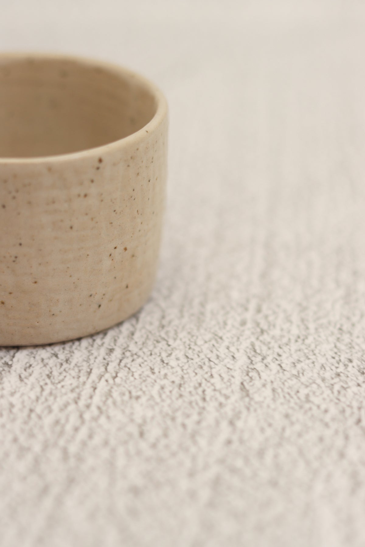 72. Texture Bowl Crema