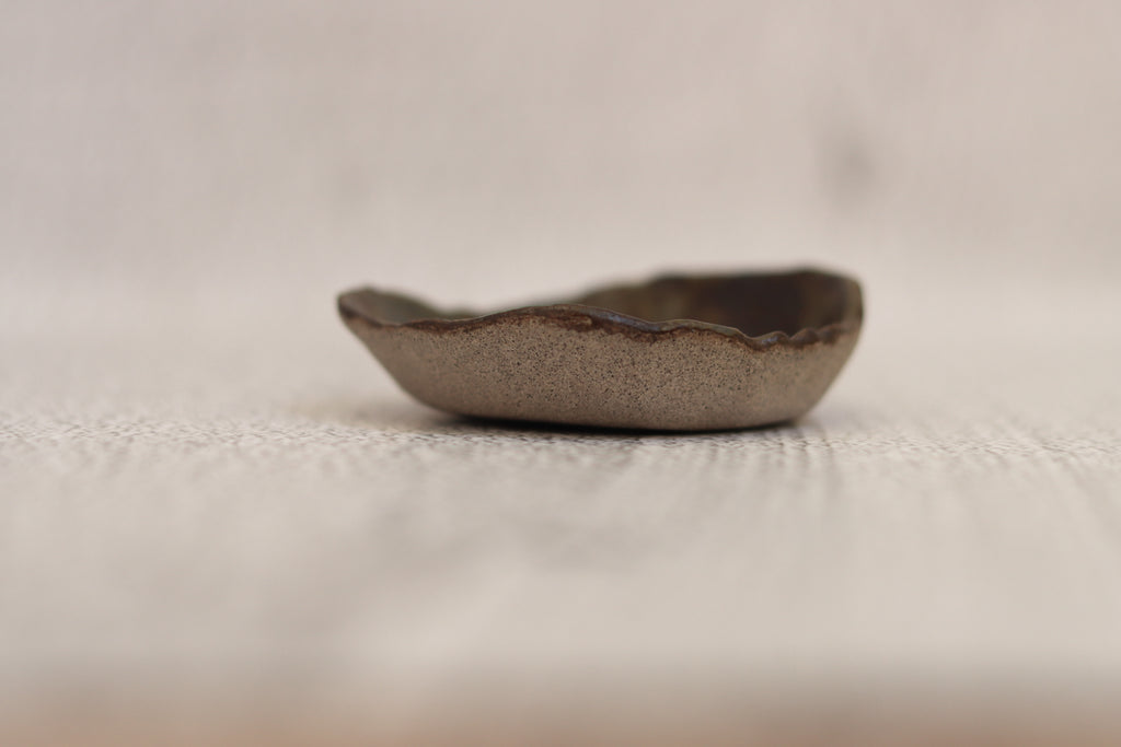 46. Small Dish Camo