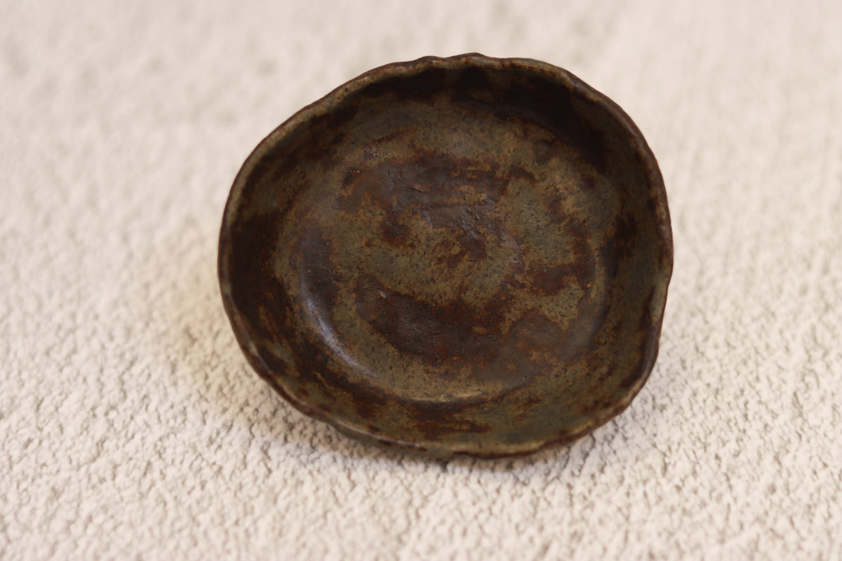 46. Small Dish Camo