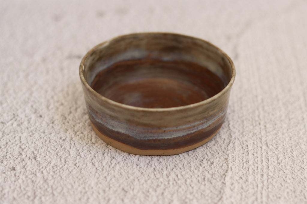 86. Medium Dip Bowl Browns