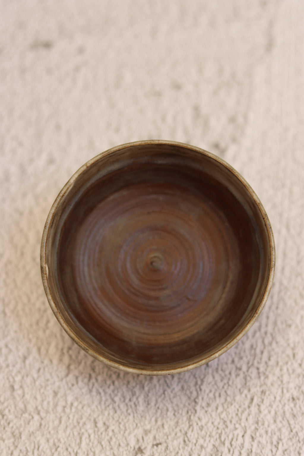 86. Medium Dip Bowl Browns