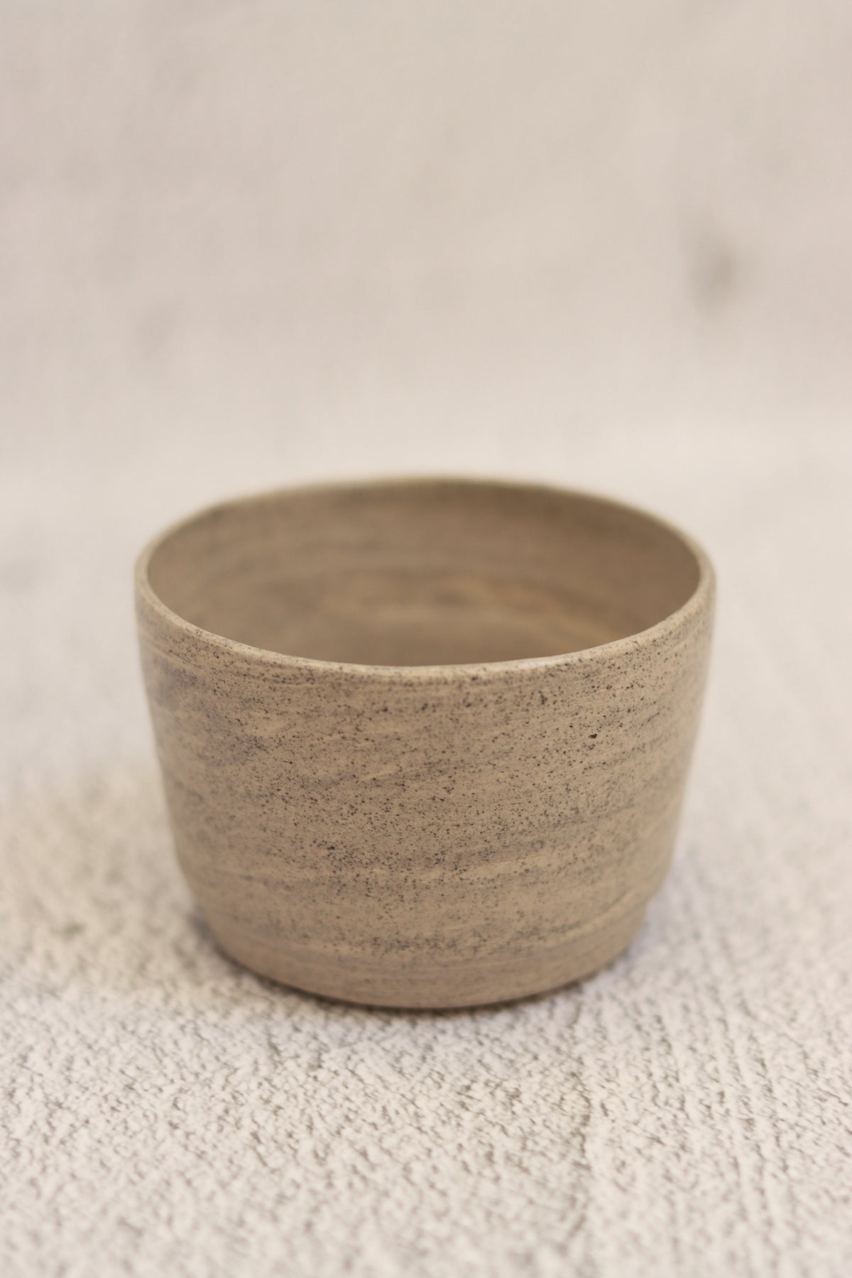 74. Bowl Marble Grey/White