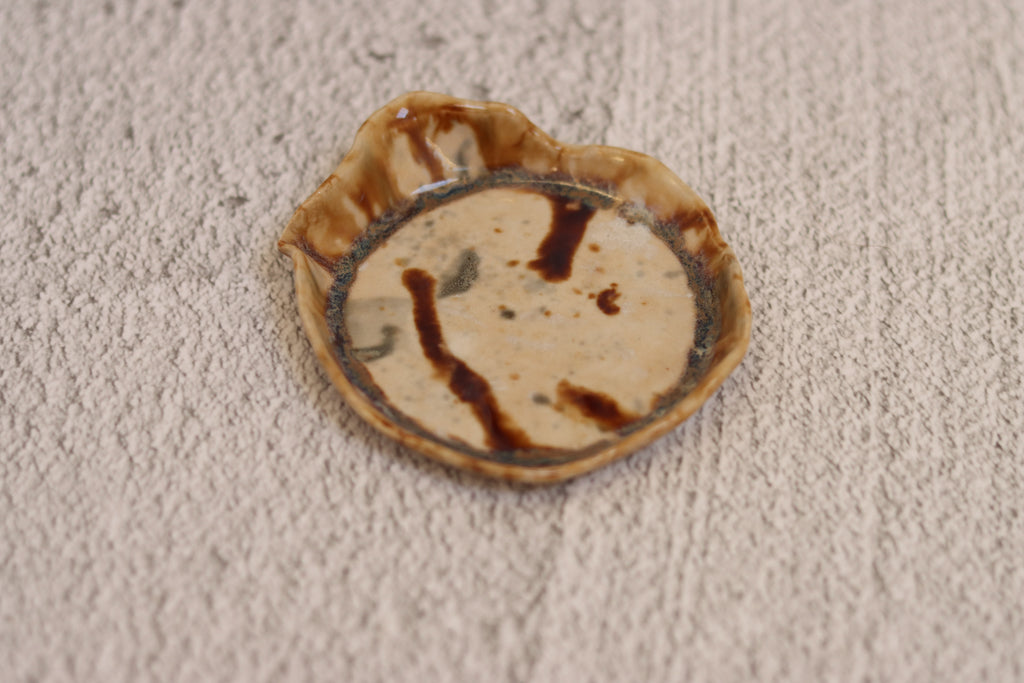137. Small Organic Dish Drips