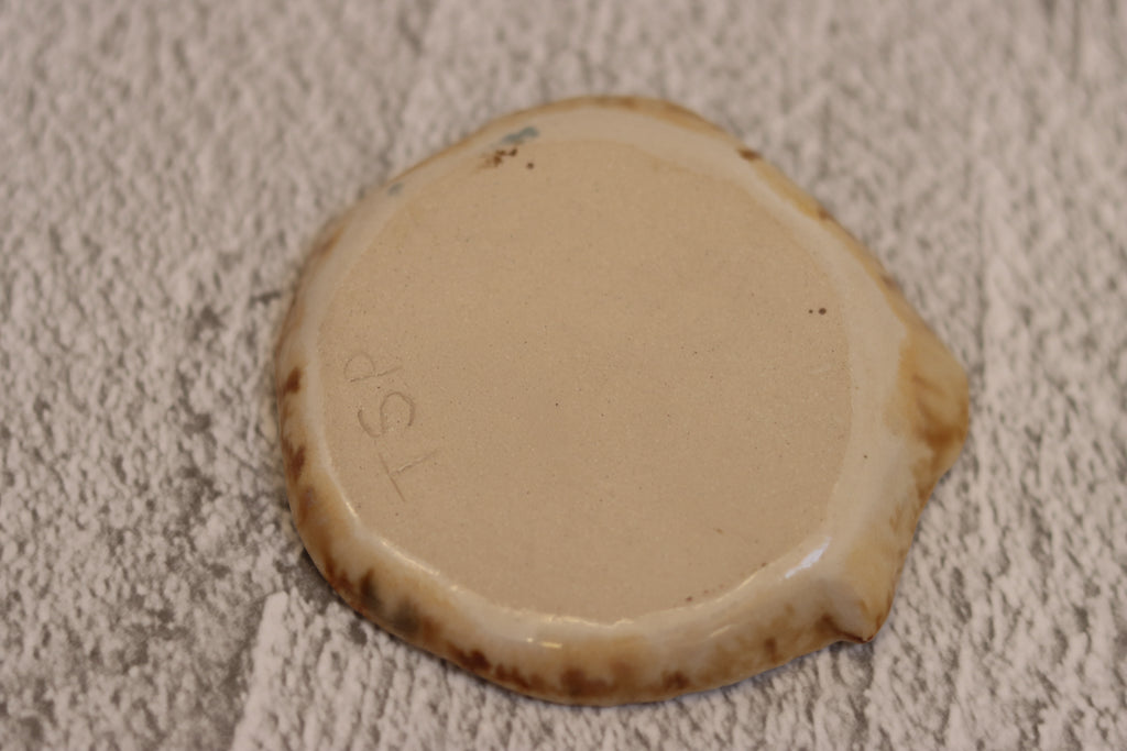 137. Small Organic Dish Drips