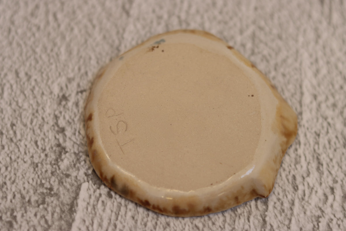 137. Small Organic Dish Drips