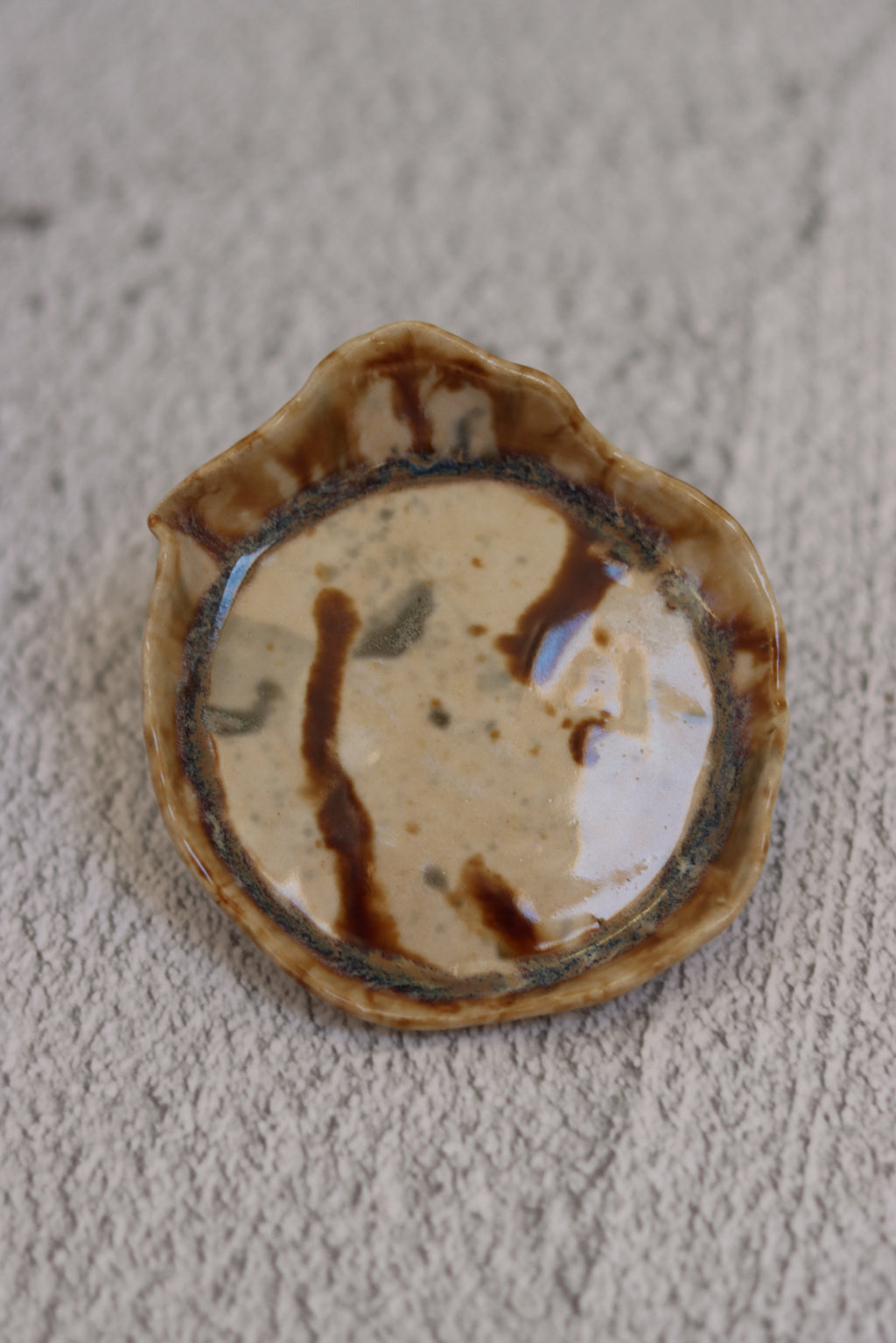 137. Small Organic Dish Drips