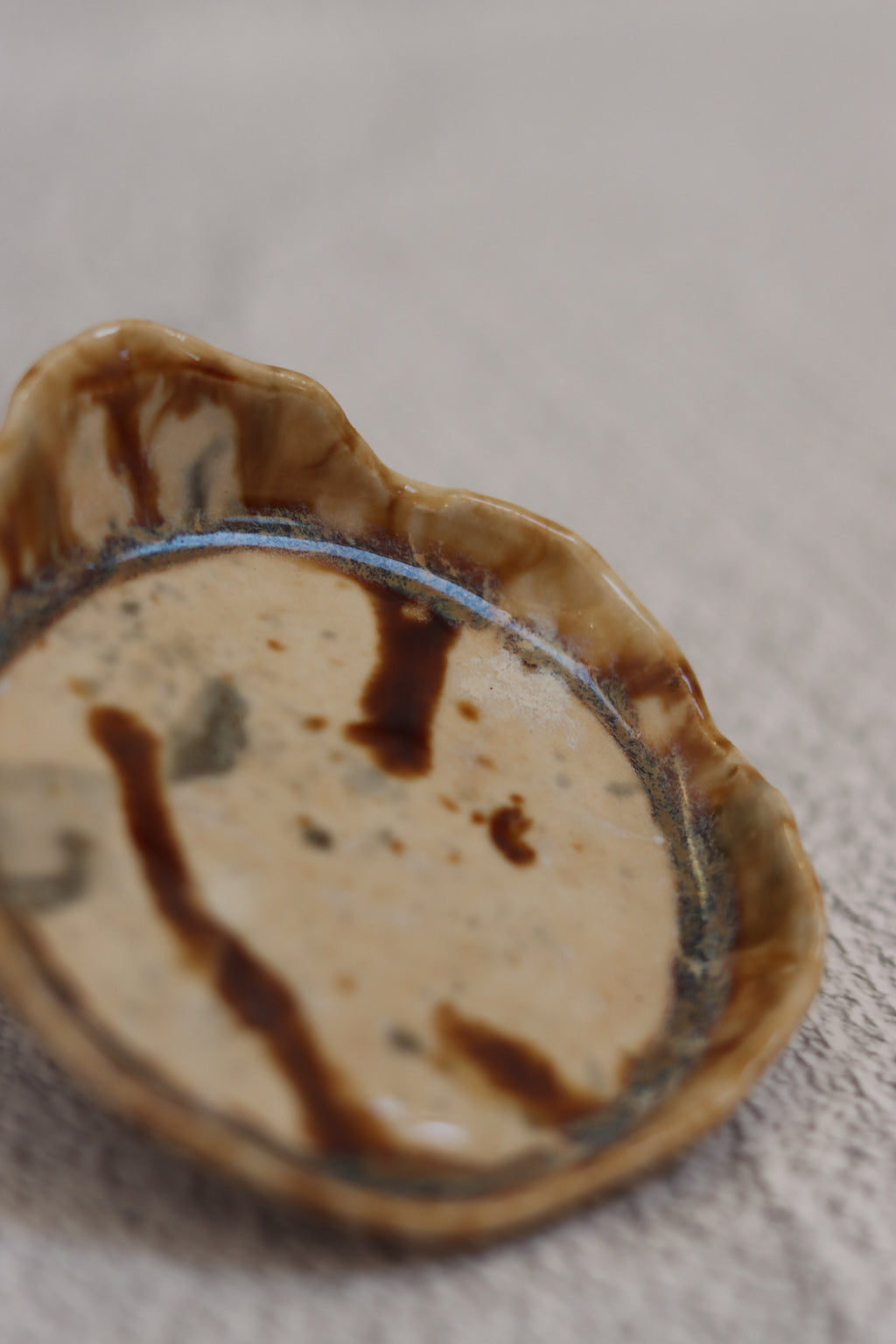 137. Small Organic Dish Drips