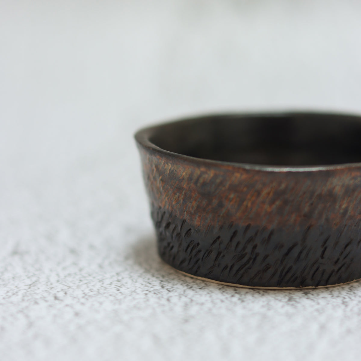 16. Trinket Dish Brown-black