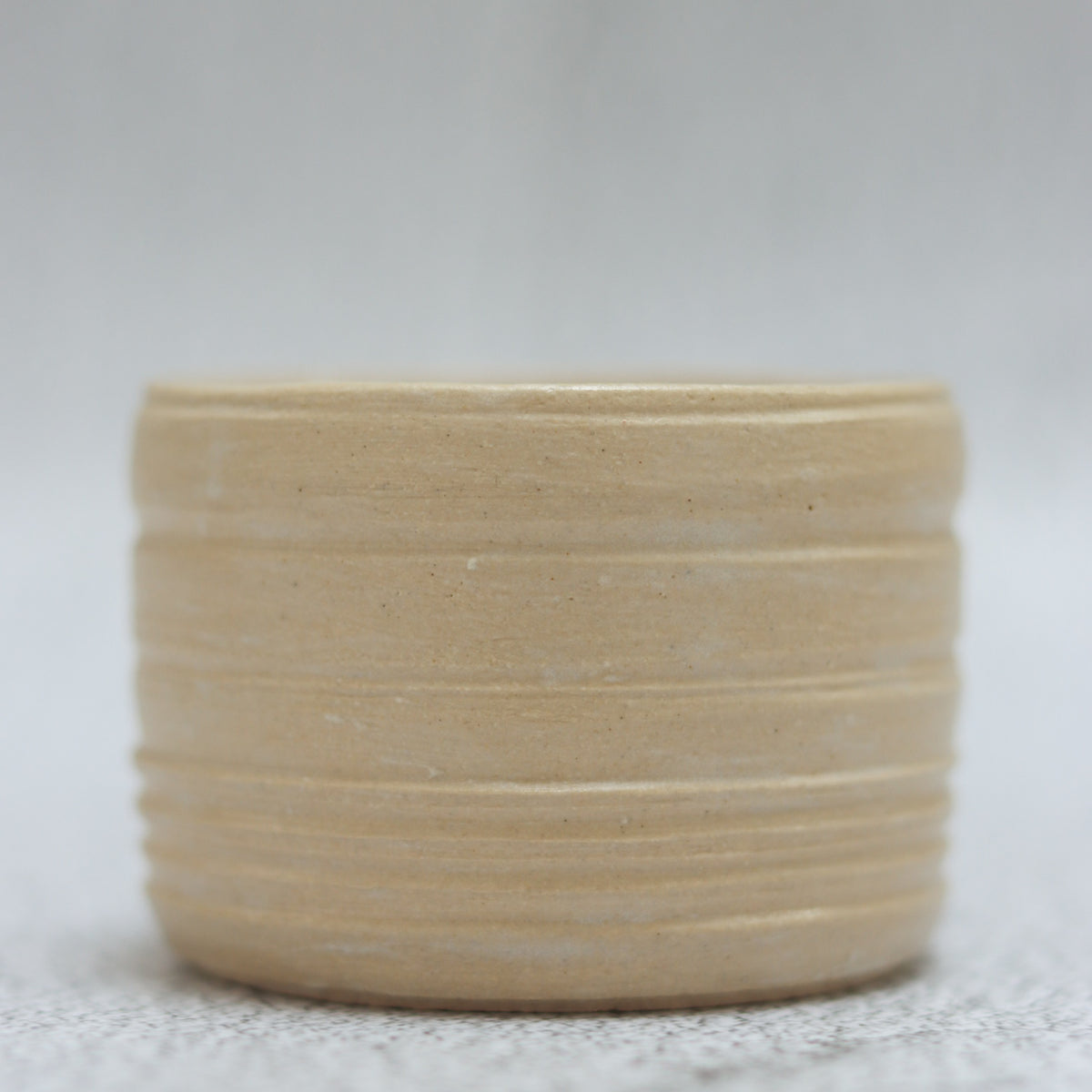 26. Ribbed Bowl Cream Spot