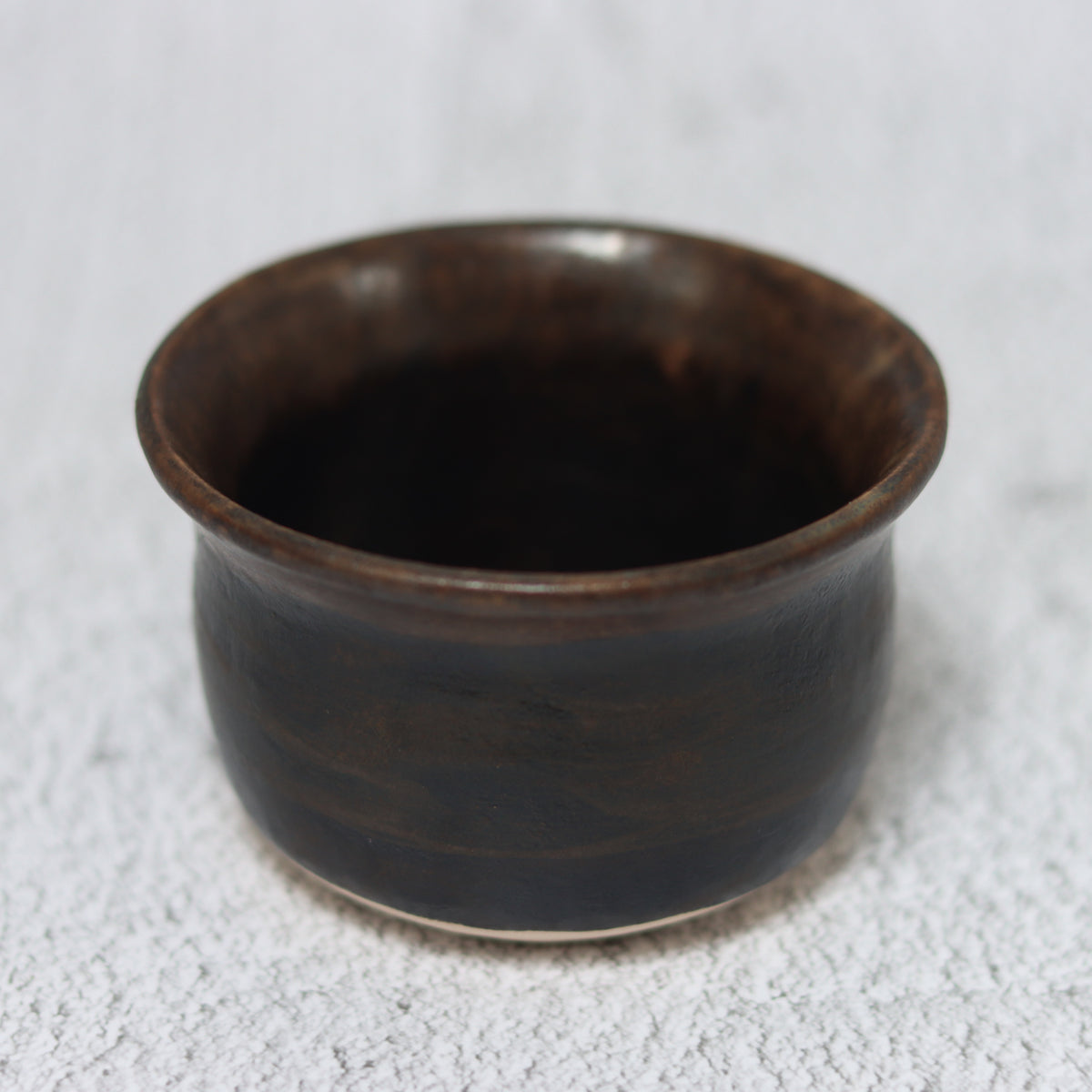 2. Deep Rim Bowl Chocolate