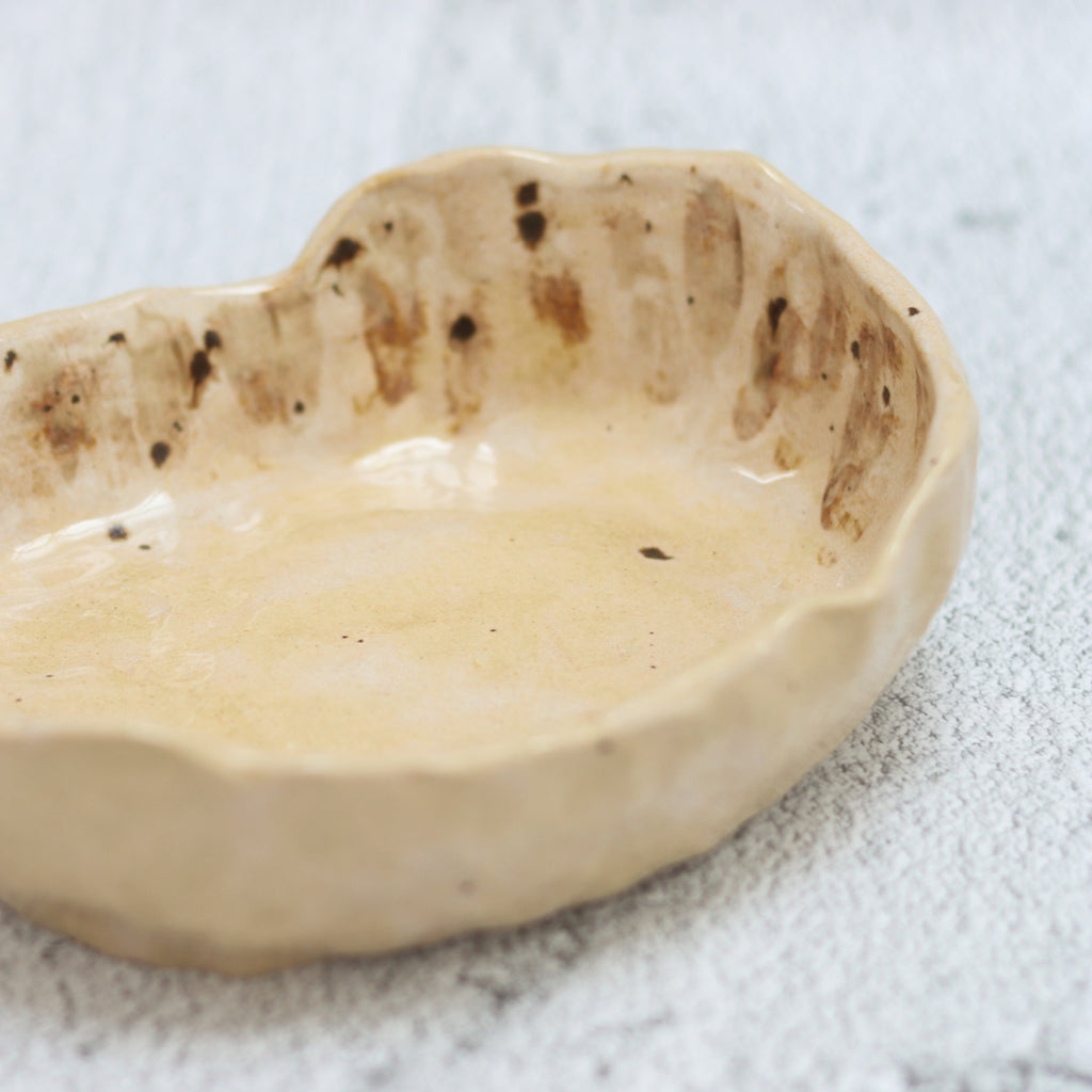 22. Large Dimple Bowl Cream