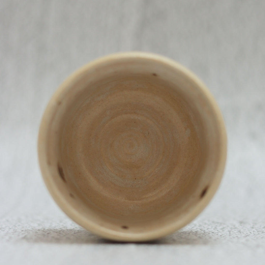 26. Ribbed Bowl Cream Spot