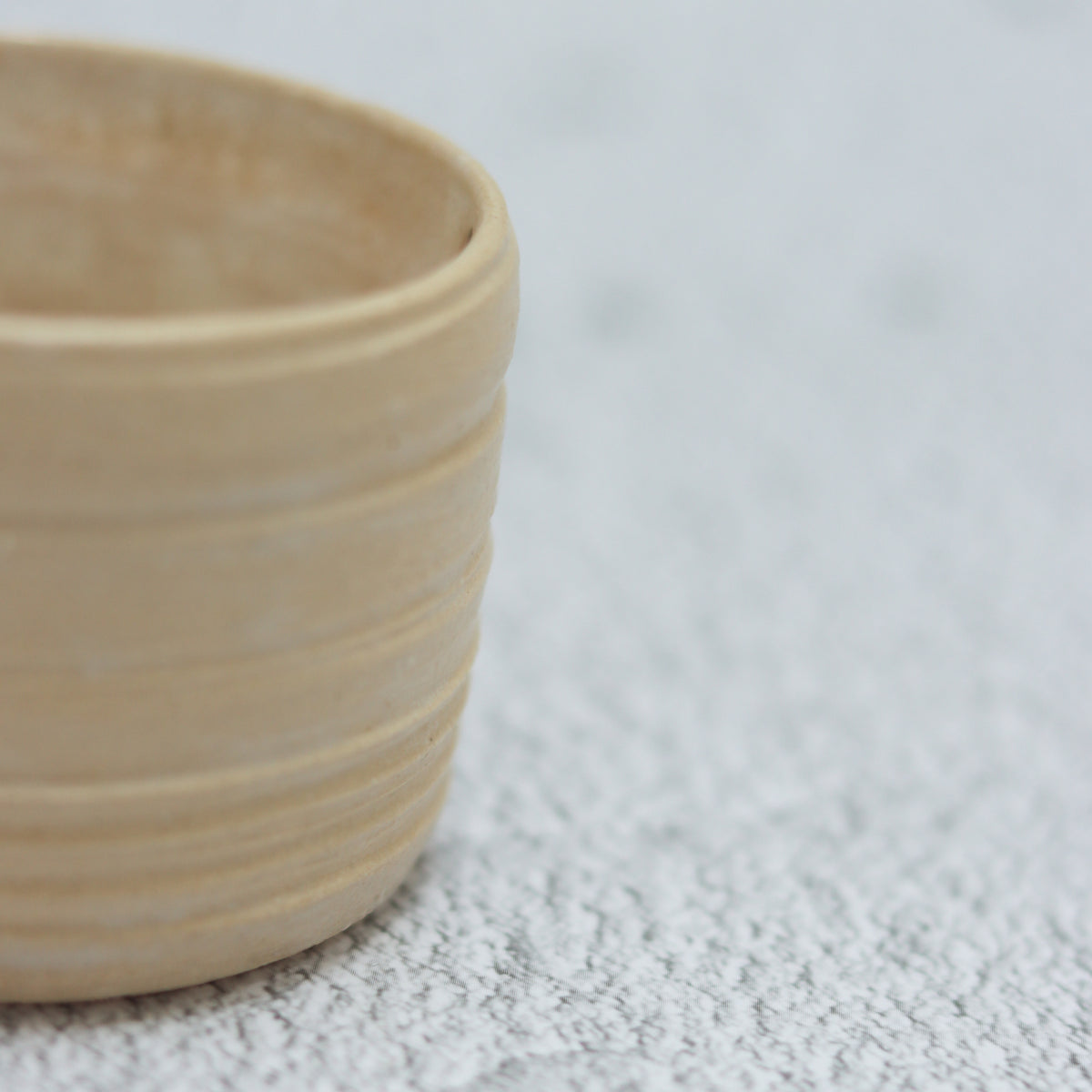 26. Ribbed Bowl Cream Spot