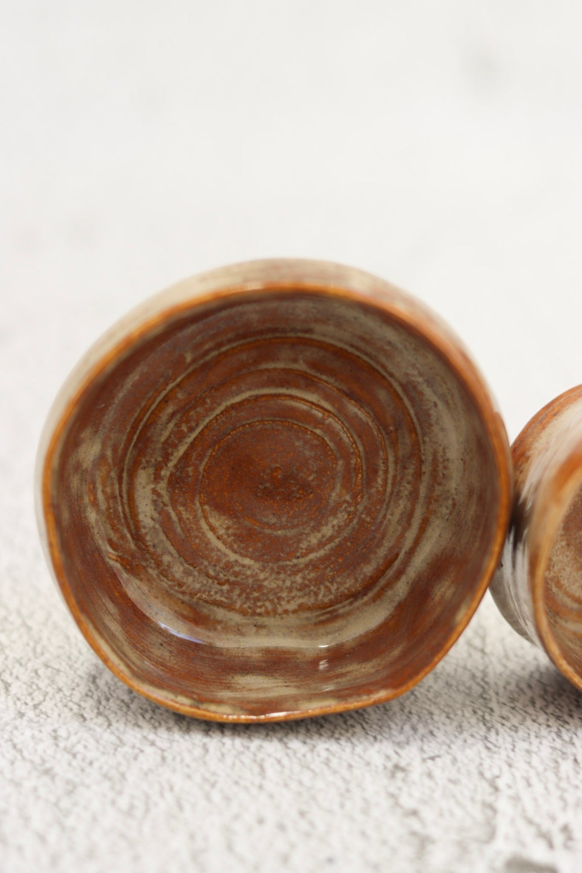 SECONDS. Set of 2 Bowls Brown