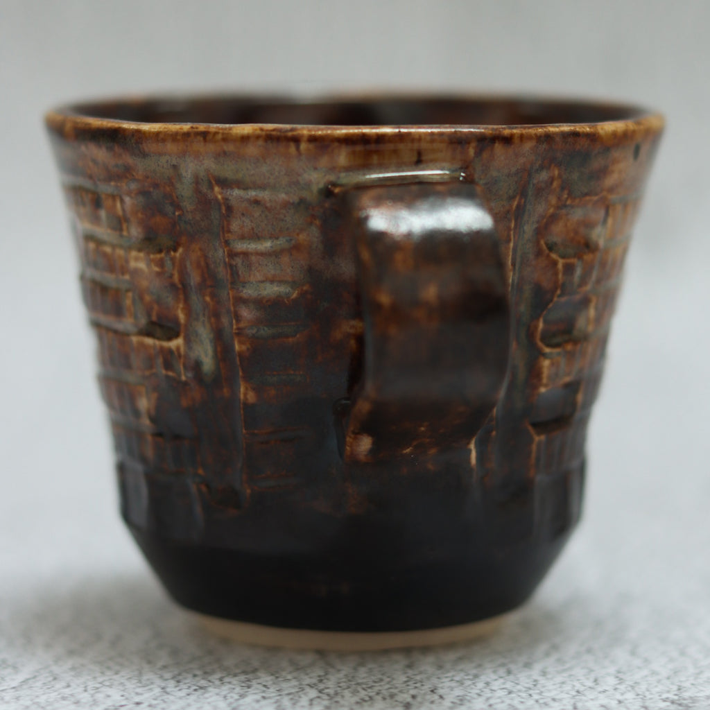 24. Large Textured Mug Brown Ombre