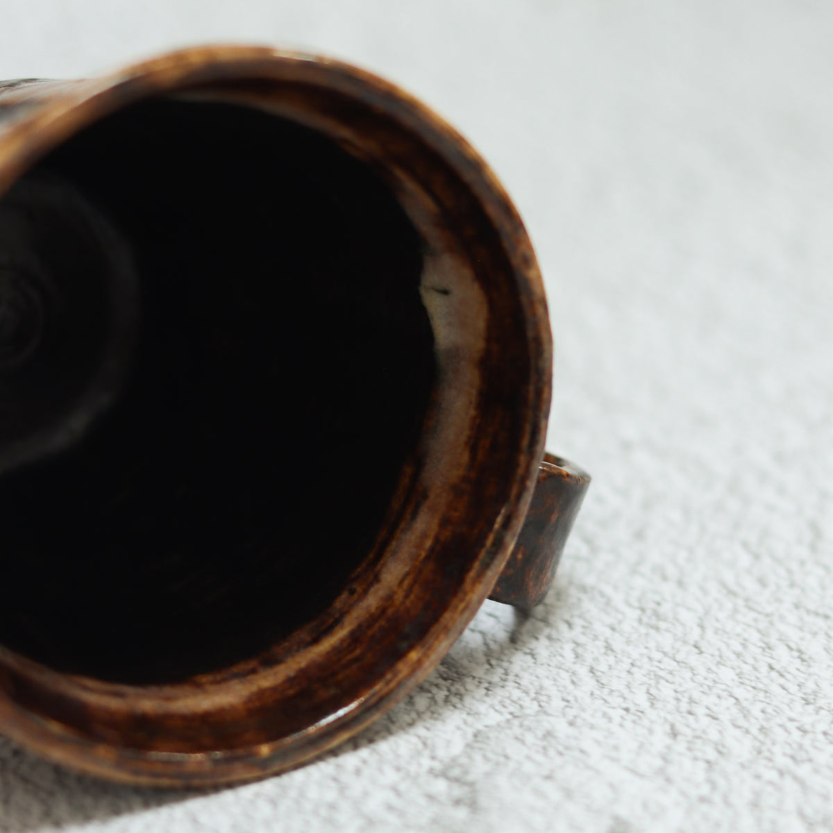 24. Large Textured Mug Brown Ombre