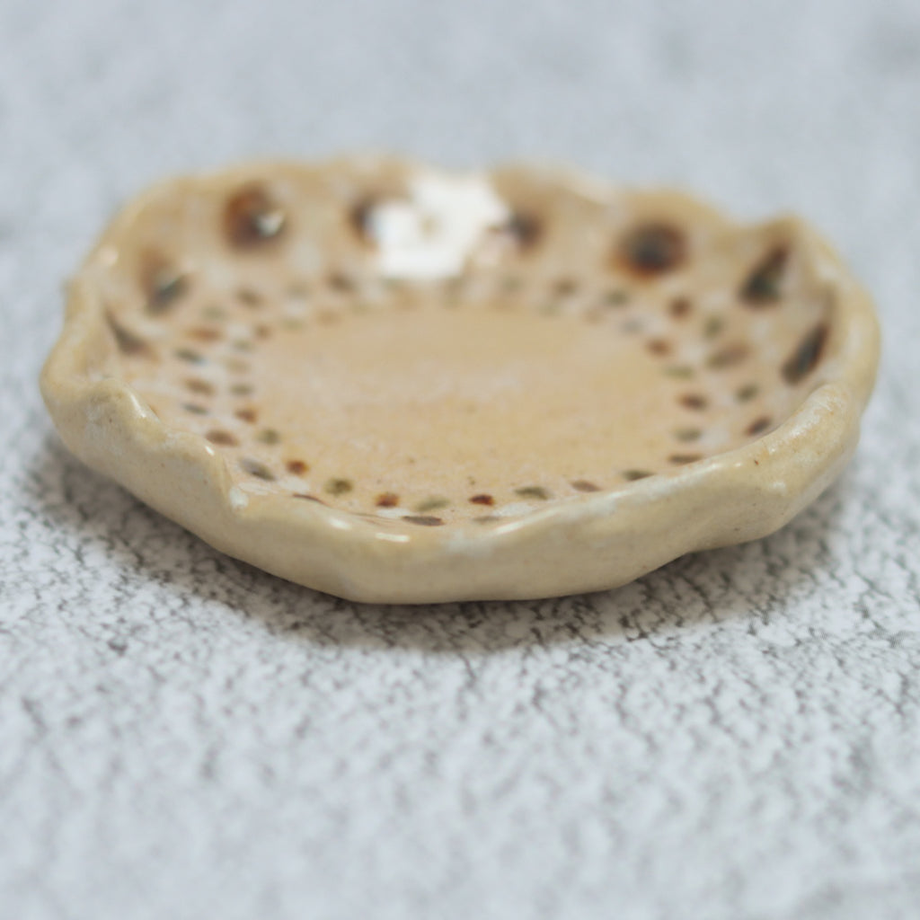 29. Bubble Edge Trinket Dish Dots