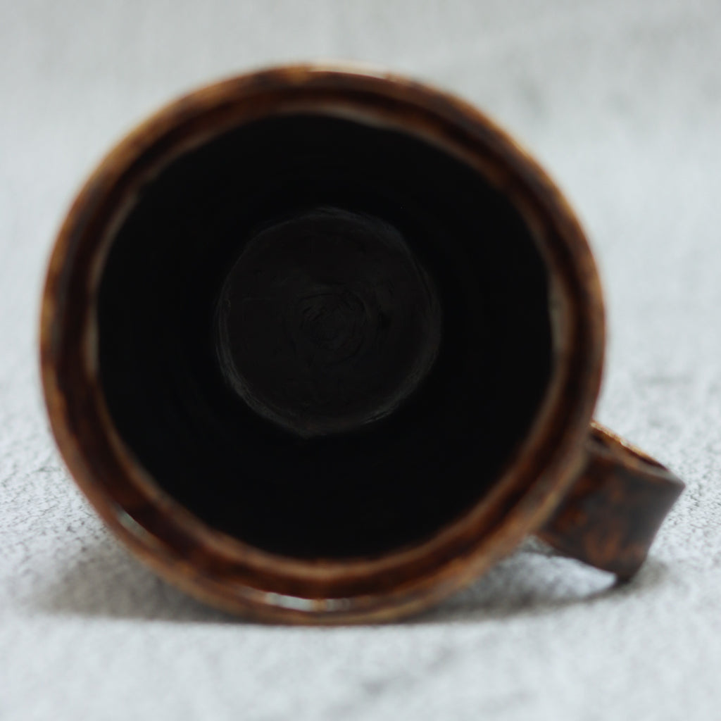 24. Large Textured Mug Brown Ombre