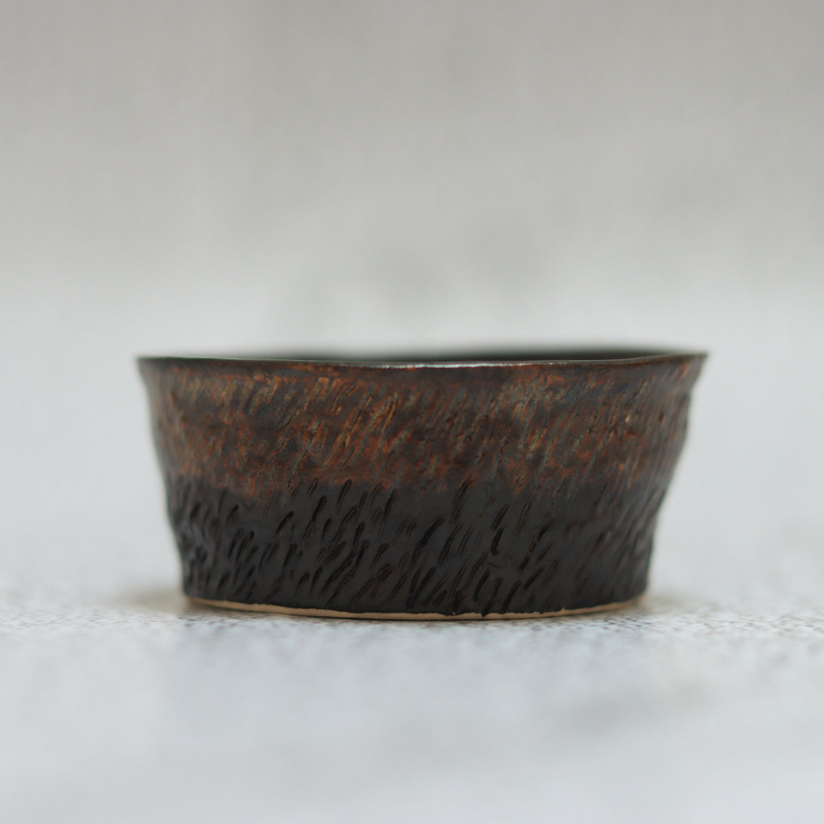 16. Trinket Dish Brown-black
