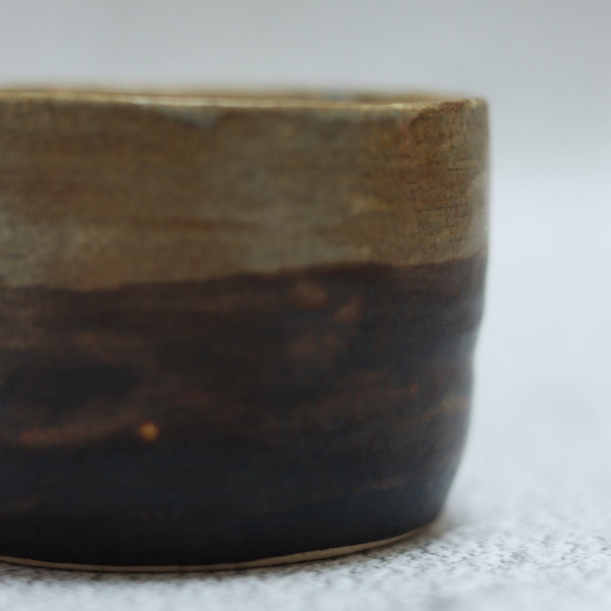 25. Round Bowl Two-tone