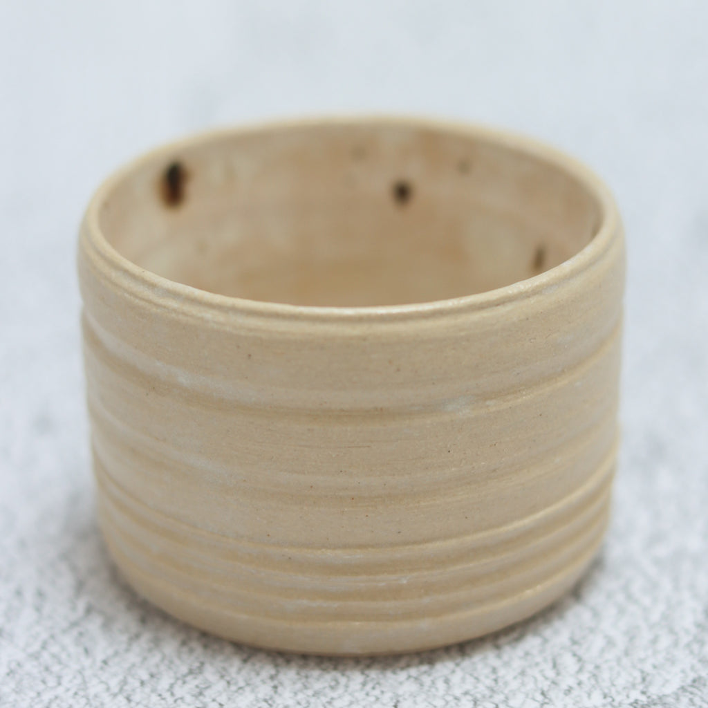 26. Ribbed Bowl Cream Spot