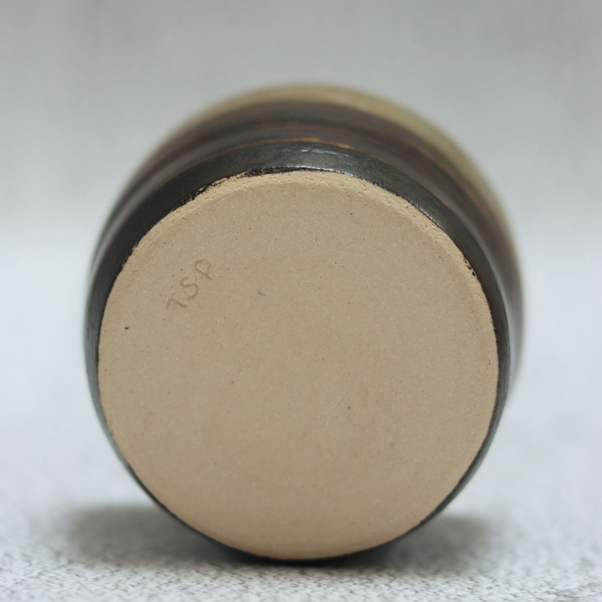 25. Round Bowl Two-tone