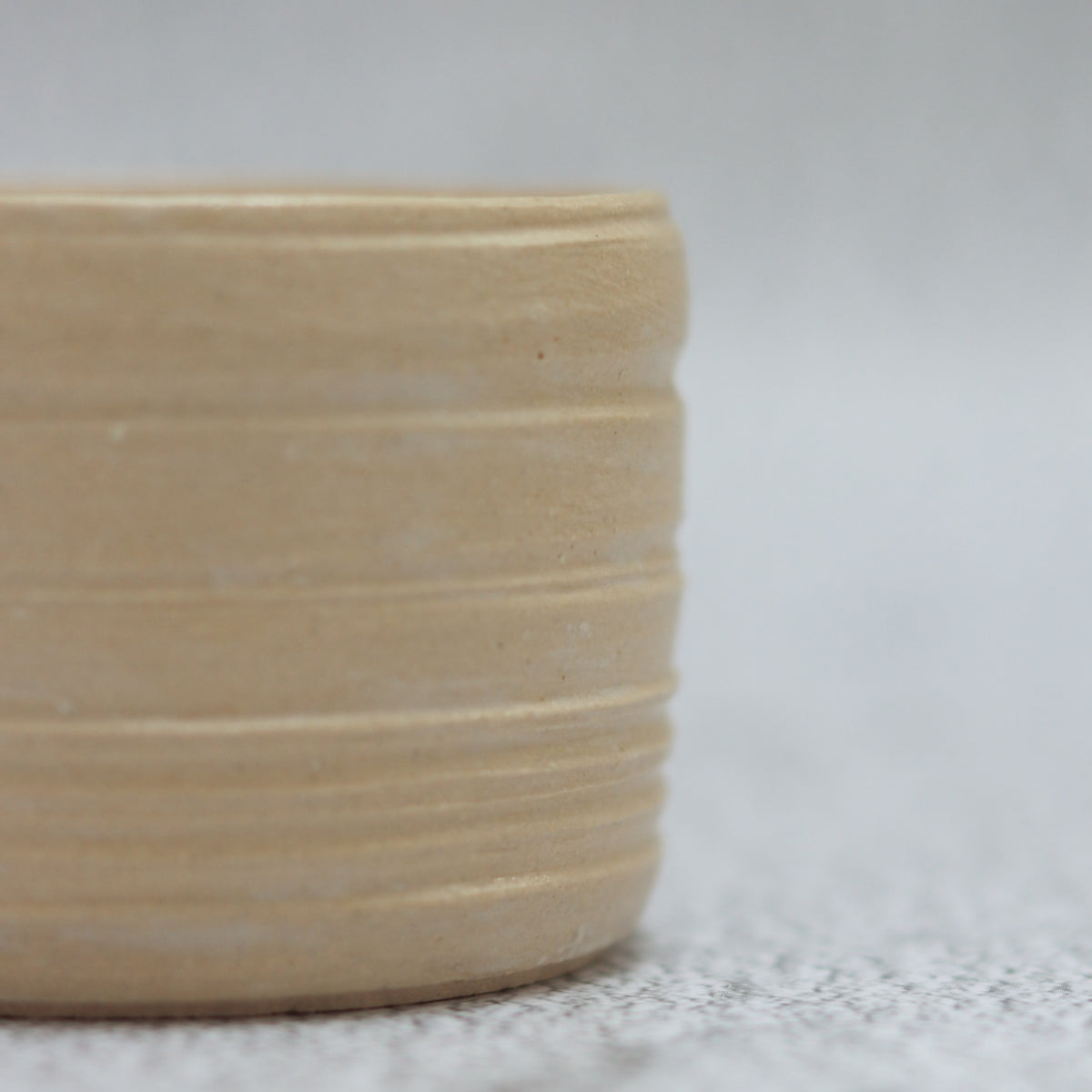 26. Ribbed Bowl Cream Spot