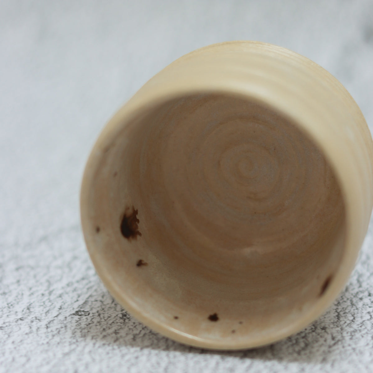 26. Ribbed Bowl Cream Spot