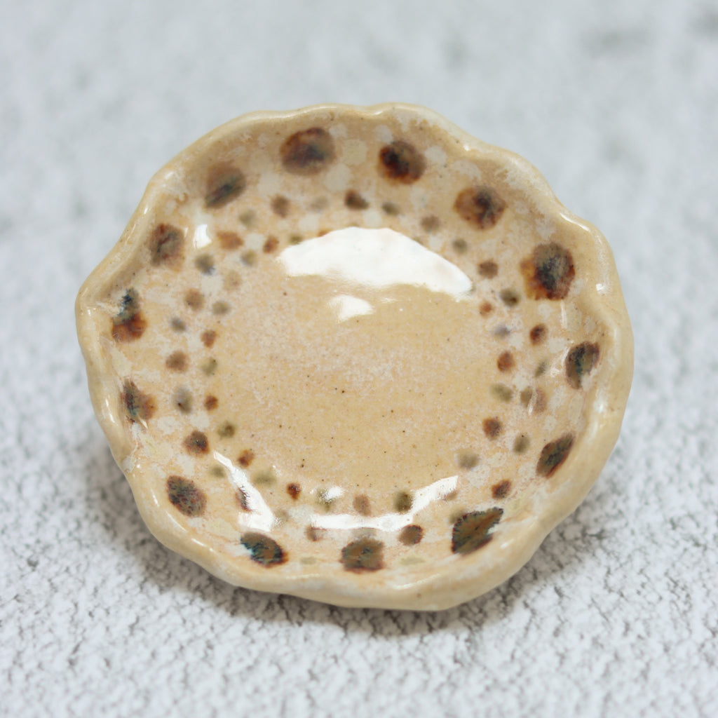 29. Bubble Edge Trinket Dish Dots